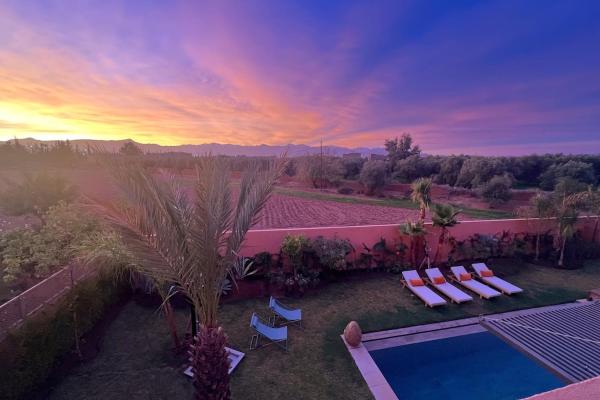 Villa Marrakech pisc priv pt dej Sans vis à vis, Rezervovat  Marakéš Marrakech-Tensift-Haouz