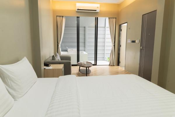 N2 Resotel, Rezervovat  Hotely v Central Thailand s parkováním, Parkování