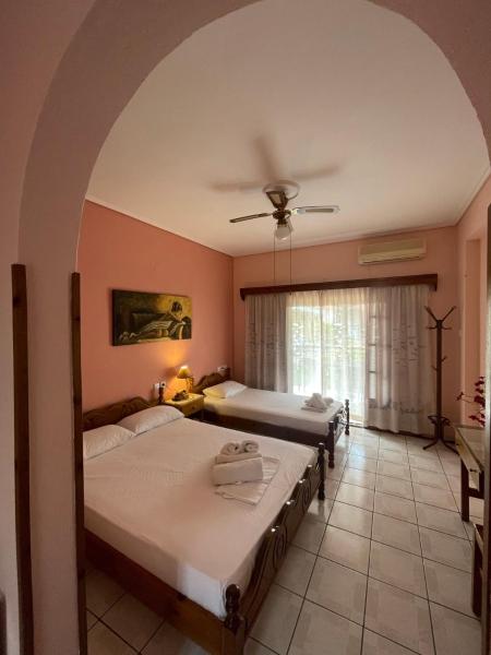 Diamantoula Rooms, Rezervovat  Thessalia hotely s parkováním, Parkování