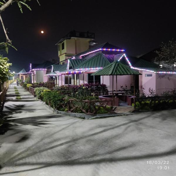 Resort Gorumara Riverside, Rezervovat  Lataguri West Bengal