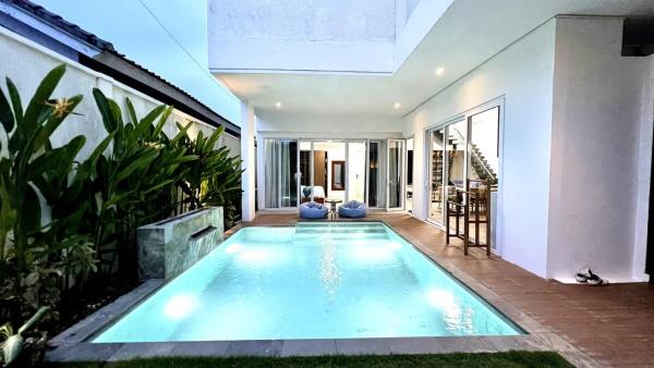 3 Bed Paradise Villa in Kuta Pool and Great Wi-Fi, Rezervovat  Kuta Lombok Lombok