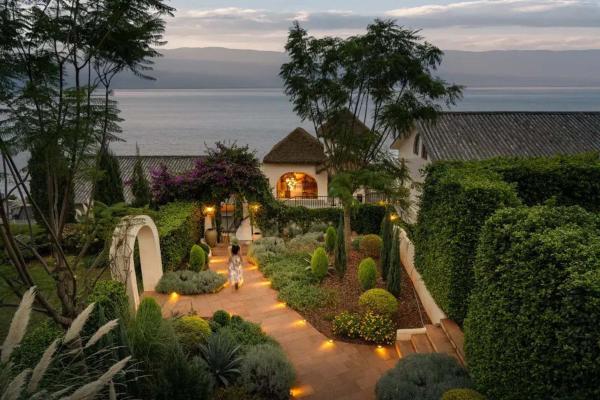 Dali Heartland Castle VILLA Cliffside Sea View Estate, Rezervovat  Hotely v da s bazénem, Bazén
