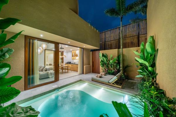Perfect Berawa Escape - Tropical Villa with Pool for Your Next Holiday, Rezervovat  Hotely v Badung s bazénem, Bazén