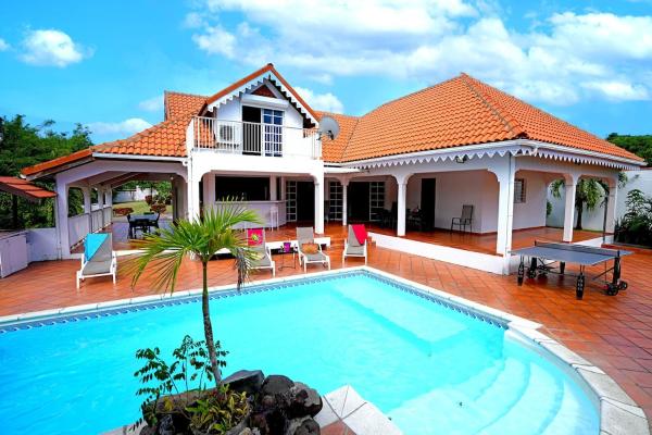Villa Marliv by TROPICAL SUN, Rezervovat  Sainte-Luce hotely s parkováním, Parkování