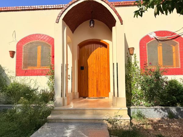 Upper Egypt Villa, Rezervovat  Luxor Luxor