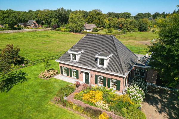 Landgoed Steenbergen, Rezervovat  Hellendoorn 