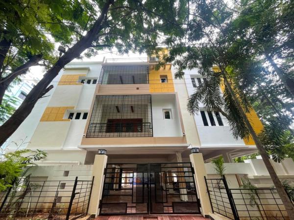 Arrow Service Appartment, Rezervovat  Gachibowli 