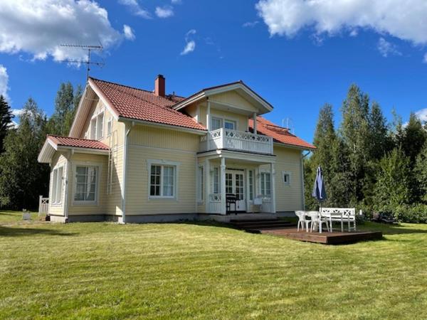 Villa Koivurinne, Rezervovat  Central Finland hotely s parkováním, Parkování