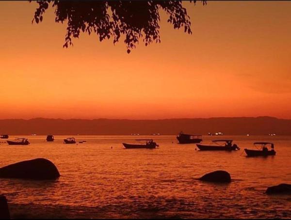 Casa Quintal Economic - Pé na Areia - Araçatiba Ilha Grande, Rezervovat  Praia de Araçatiba Ilha Grande