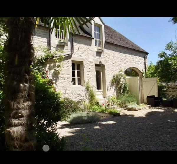 Gîte Laure et Henri, Rezervovat  Ladoix-Serrigny 