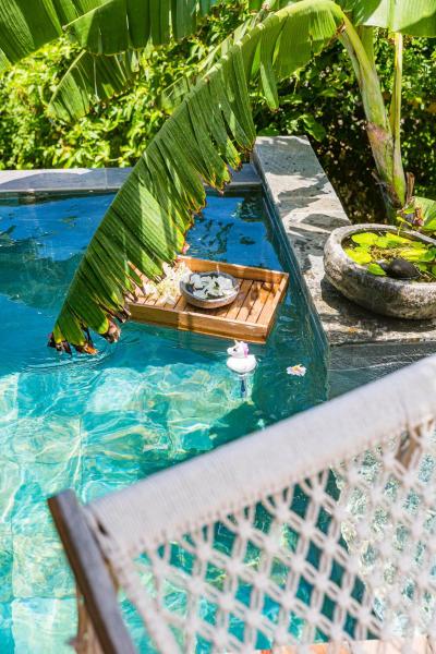 Villas Niaoulis, Rezervovat  Grande-Terre hotely s bazénem, Bazén