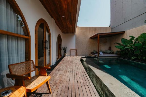 Villa Bens Luxury - 3BR Villa in Kerobokan, Rezervovat  Bali hotely s bazénem, Bazén