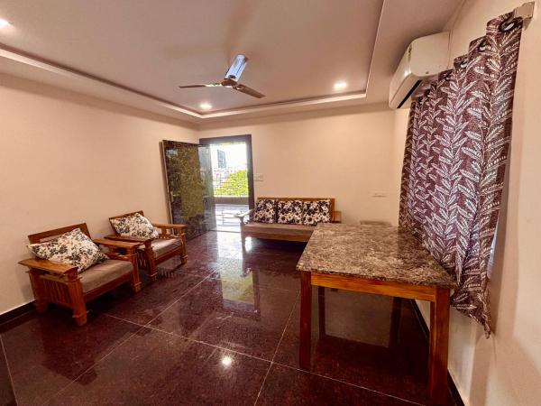 VEL Inn Luxury Suite, Rezervovat  Višákhapatnam Andhra Pradesh