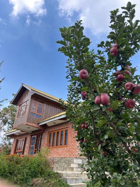 The Mool Farm and Living, Rezervovat  Tangmarg 