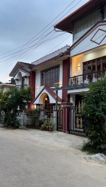 House of Raj, Rezervovat  Madikeri 