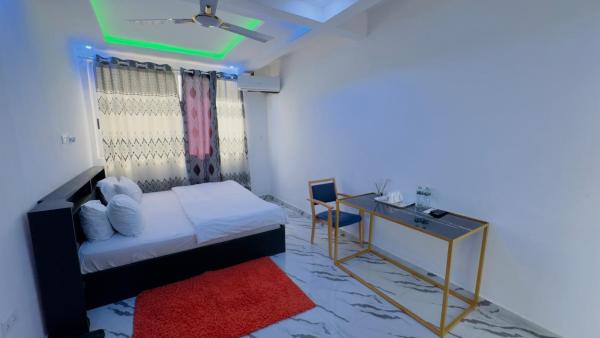 Rrylord Plaza, Rezervovat  Accra Greater Accra