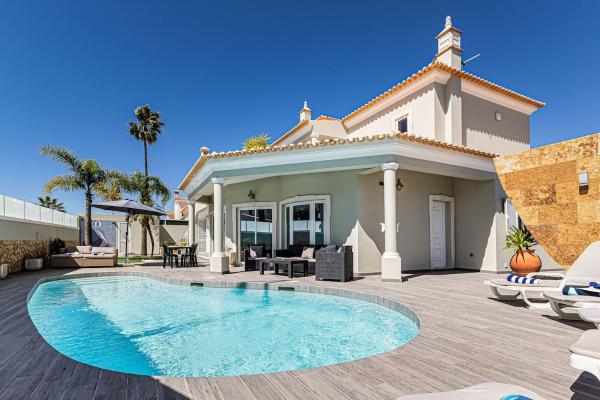 Quiet Villa Near The Beach, Opcional Heated Pool, Rezervovat  Albufeira Albufeira