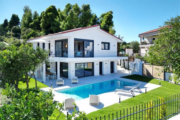 Mandarini Luxury Villa Pefkochori 5 bedrooms 12 guests, Rezervovat  Kassandreia hotely s bazénem, Bazén