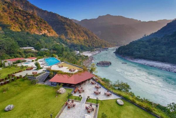 Aloha Ganges Apartments, Rishikesh, Rezervovat  Jāmb hotely s bazénem, Bazén