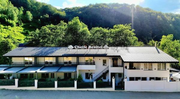 Cheile Braitei, Rezervovat  Transylvania hotely s parkováním, Parkování