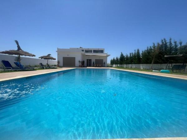Riad el menzeh, Rezervovat  Bouznika 