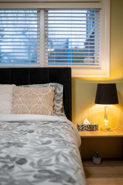 2BR Trafalgar Retreat near UBC & Pacific Spirit, Rezervovat  Vancouver Lower Mainland British Columbia