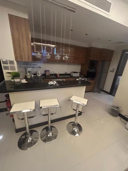 Your dream place 1 BHK near City Centre Bahrain, Rezervovat  Capital Governorate hotely s bazénem, Bazén