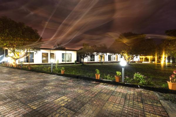 Arbor Resort Karjat, Rezervovat  Dhamni Nové Dilí