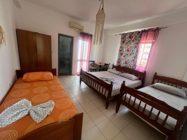 Lindas Hotel, Rezervovat  Durrës Durres County