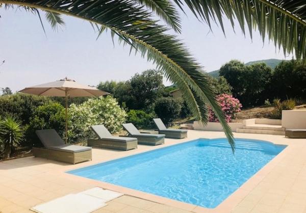 Villa de charme et plage 5 mn à pied, Rezervovat  Lumio Balagne