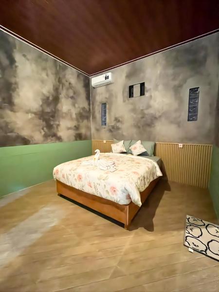 Ijen Backpacker atas Angin, Rezervovat  Giri East Java