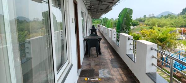 Kakatiya Resort, Rezervovat  Telangana hotely s bazénem, Bazén