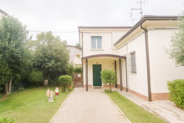 Affittacamere Athos, Rezervovat  Forlì Emilia-Romagna