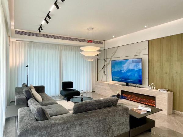 EHUB - Luxury 4Bedroom 3Bathroom with Bund View, Rezervovat  Čchung-čching Chongqing