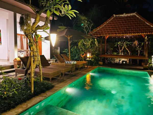 Tambus Guesthouse Ubud, Rezervovat  Bali hotely s bazénem, Bazén