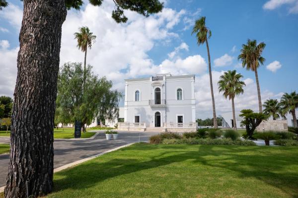 Tenuta Barone Resort & Spa, Rezervovat  Hotely v Capurso s bazénem, Bazén