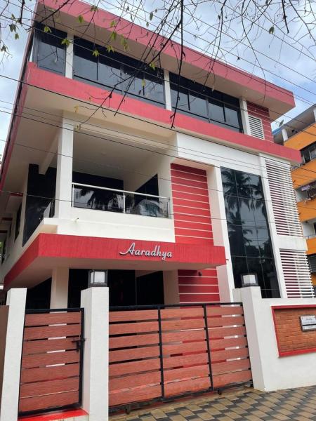 Reunion Aaradhya Villa, Rezervovat  Hotely v Bangalore s parkováním, Parkování