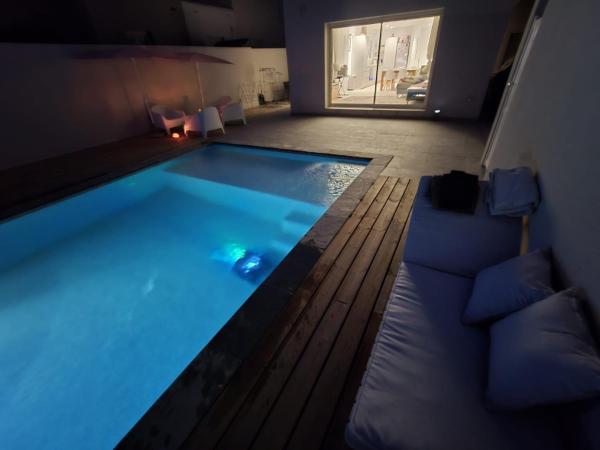 Villa Piscine Juvignac 34, Rezervovat  Juvignac hotely s bazénem, Bazén