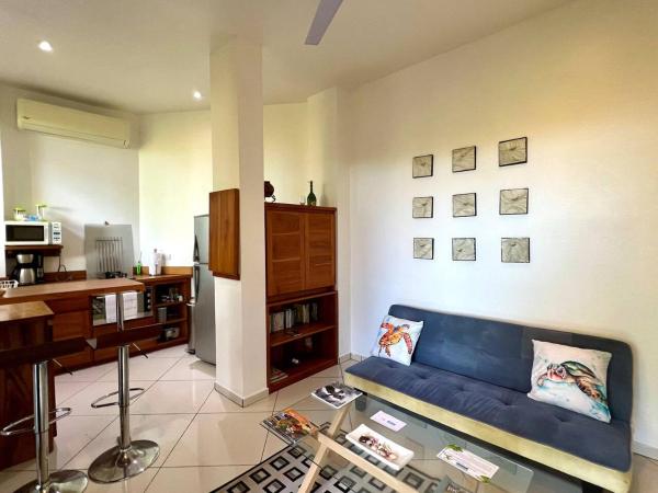 Tortuga, 1BR Apartment in Villa Mar y Sol, Pool, Big Deck, and Wildlife, Rezervovat Apartmán Hotely v Puntarenas s bazénem, Bazén