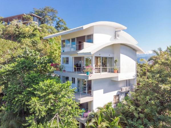 Jaguar, 2 BR Penthouse in Villa Mar y Sol, Nature and Wildlife, Rezervovat  Hotely v Puntarenas s bazénem, Bazén