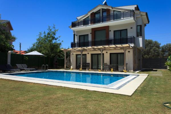 Cesur Villa 2, Rezervovat  Hotely v Fethiye Area s bazénem, Bazén