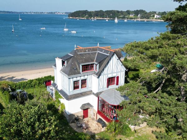Villa Ty Marie Ile aux Moines sur la plage vue mer à 180 dégrés, Rezervovat   