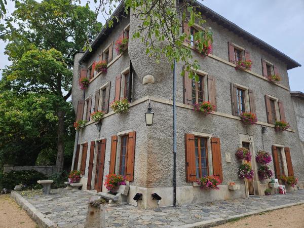 Domaine dEden - Château les Tourelles, Rezervovat  Beaulieu Rhône-Alps