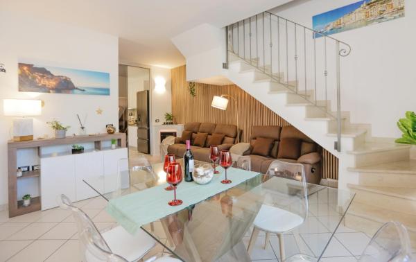 Prestige Villa - 5 min from the train station - Garden and private Parking, Rezervovat  Lunense Ligurie