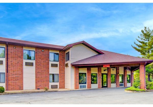 Capital O Amerihost Inn and Suites Fulton Hwy 54 MO, Rezervovat  Fulton hotely s parkováním, Parkování