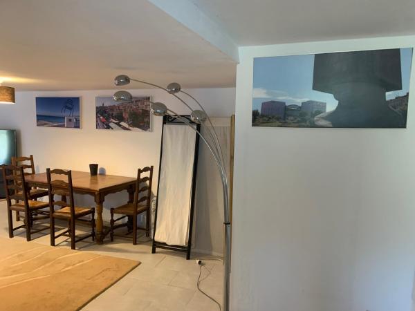 Villa Geronime, Rezervovat  Hotely v Contes s bazénem, Bazén