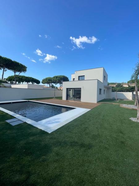 Villa du Soleil Spacious villa with private pool near Cap dAgde beaches, Rezervovat  Le Grau-dʼAgde Hérault