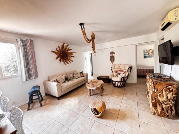 La Villa Maquis, Rezervovat  Korsika hotely s parkováním, Parkování