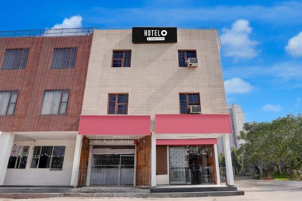 Super Hotel O by OYO ISBT Mohali Formerly Holiday Spot, Rezervovat  Mohali Punjab