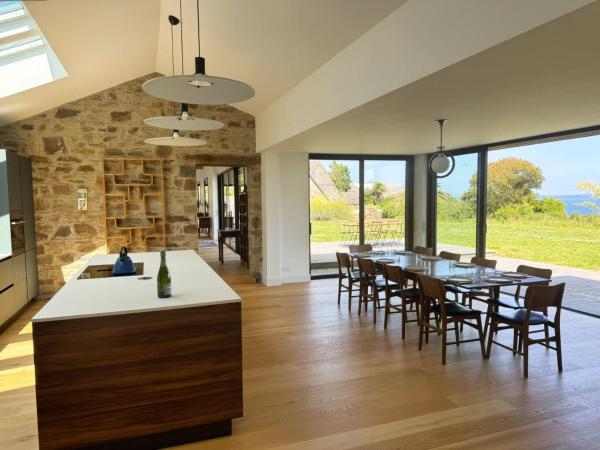 Villa Les Embruns sea view Beg Ar Fry 10 people, Rezervovat   